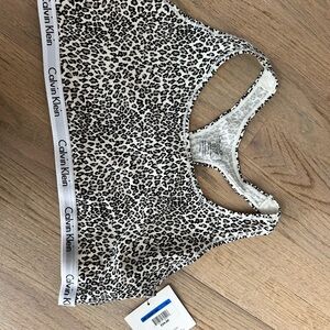 Calvin Klein Leopard Print Sports Bra - Black and White